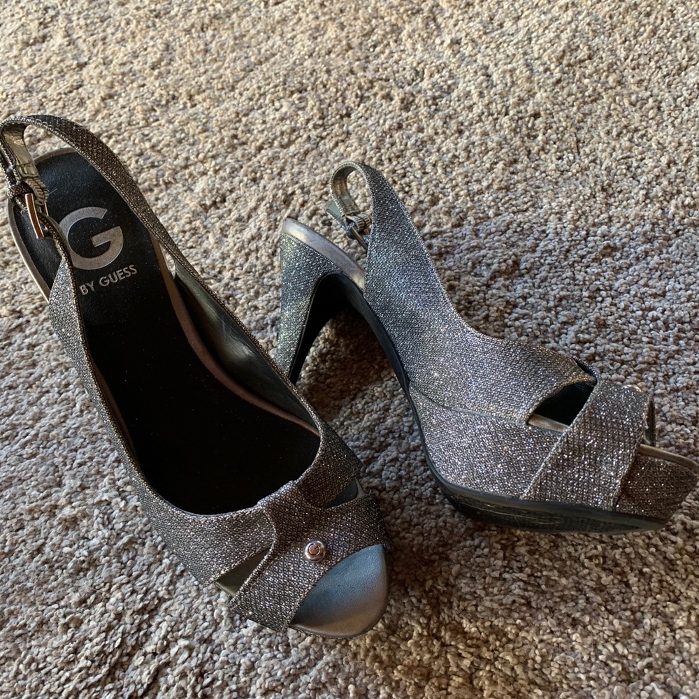 Guess dressy shoes